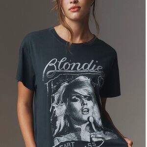 LetLuv Blondie Tee